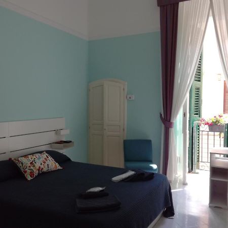 Cairoli 79 Apartman Bari Kültér fotó