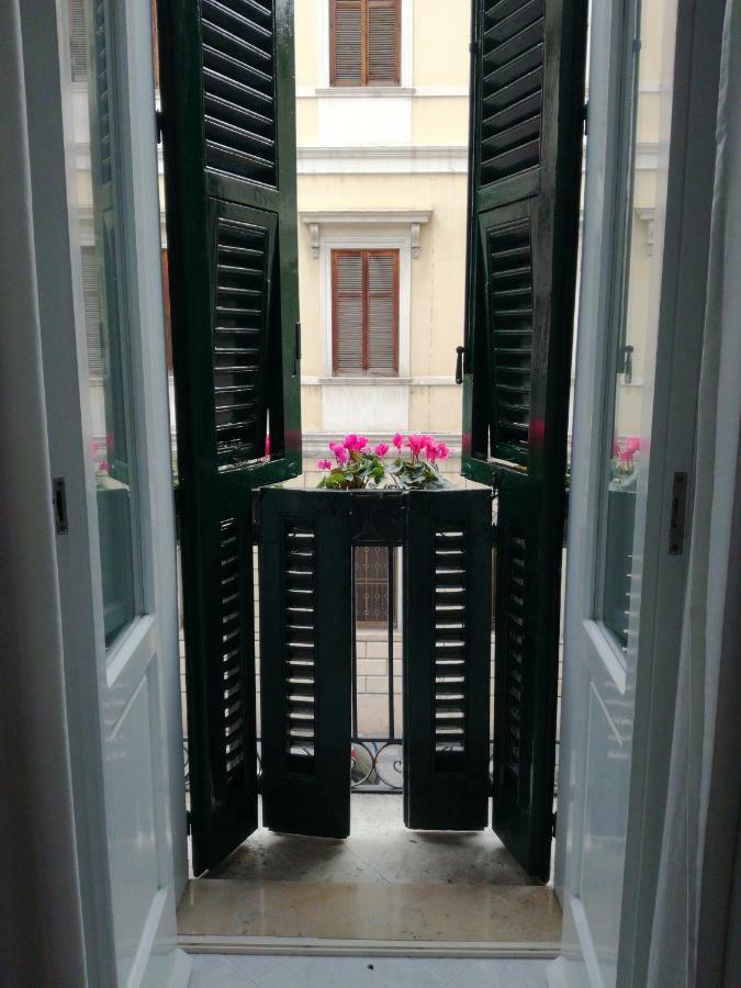 Cairoli 79 Apartman Bari Kültér fotó